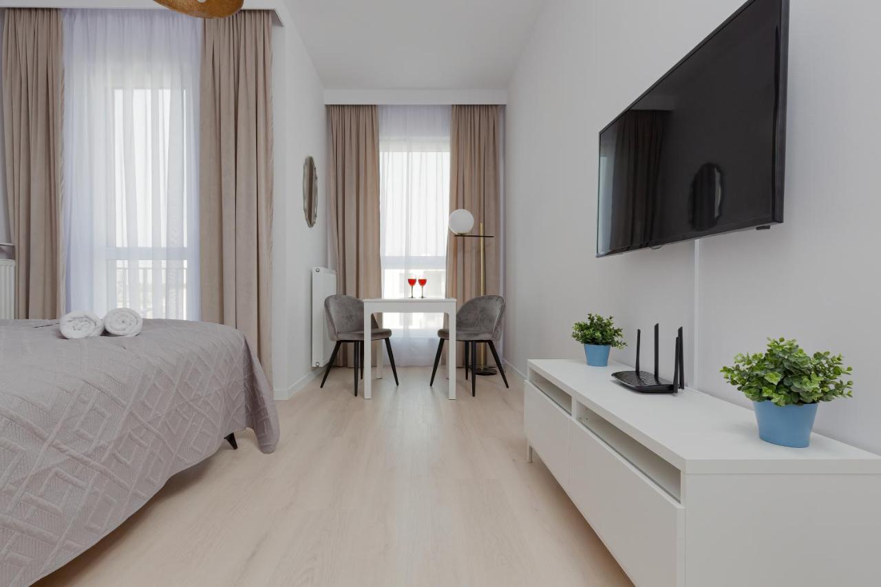 Golden Apartment Ursynow By Noclegi Renters Варшава Экстерьер фото